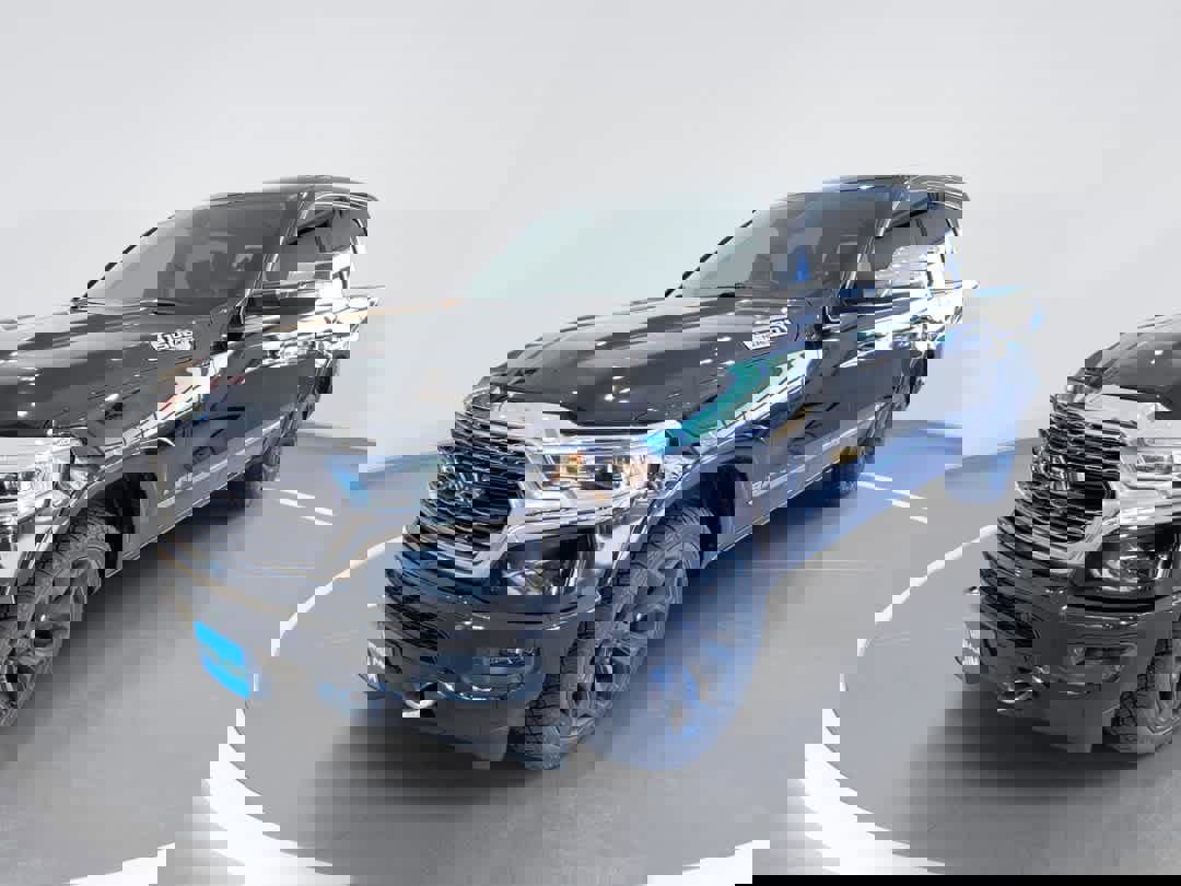 Used 2020 RAM 1500 Limited w/ Body-Colour Bumper Group image 1