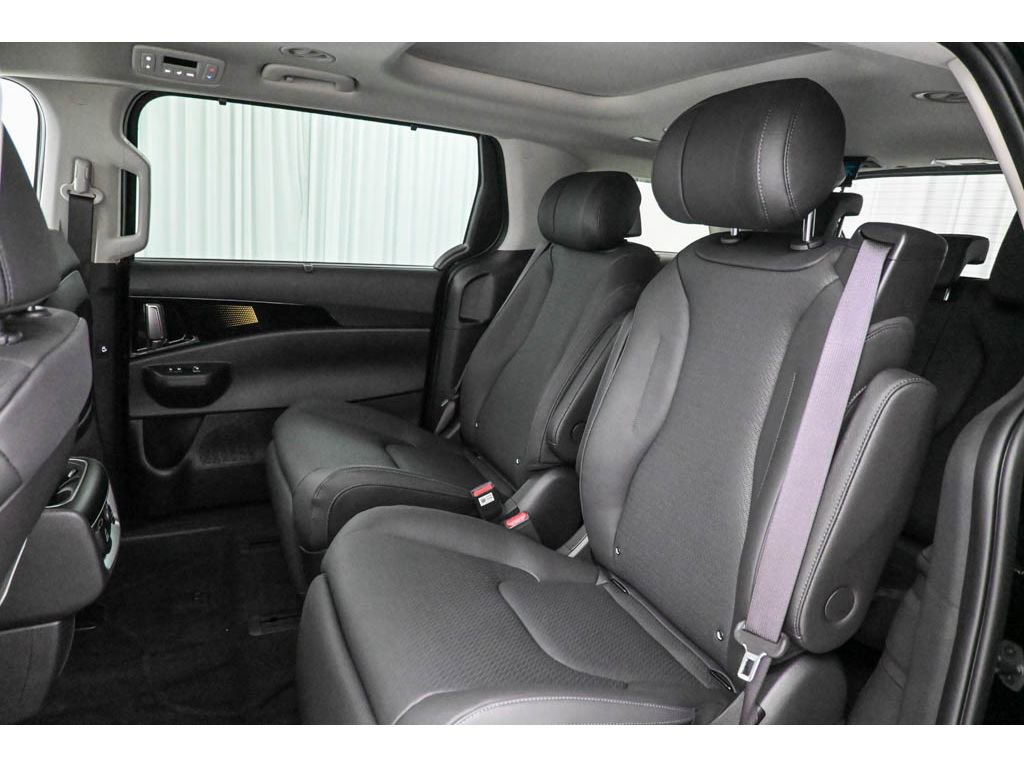 New 2026 Kia Carnival SX Prestige image 12