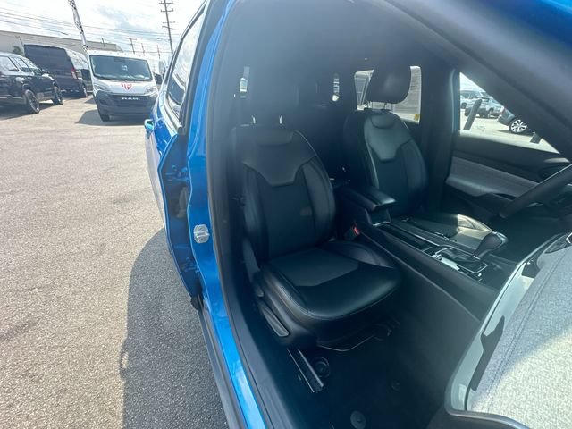 Certified 2023 Jeep Compass Latitude w/ Convenience Group AWD/4WD image 25