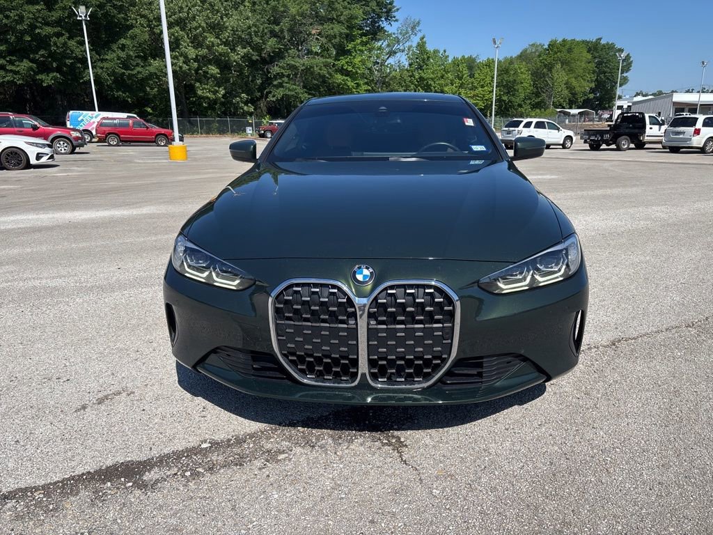 Used 2024 BMW 430i Coupe w/ Convenience Package RWD image 2