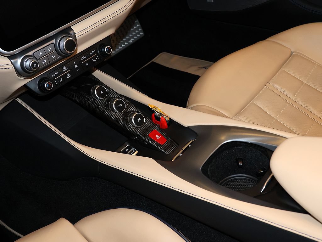 Certified 2020 Ferrari Portofino RWD image 79