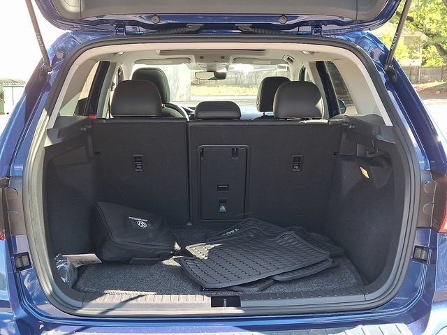 Certified 2023 Volkswagen Taos SE w/ Panoramic Sunroof Package AWD/4WD image 30