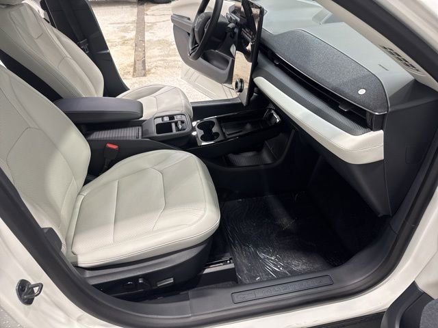 New 2025 Ford Mustang Mach-E Premium image 15