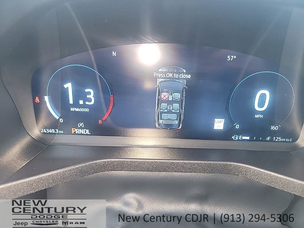Used 2025 Ford Explorer ST-Line AWD/4WD image 13