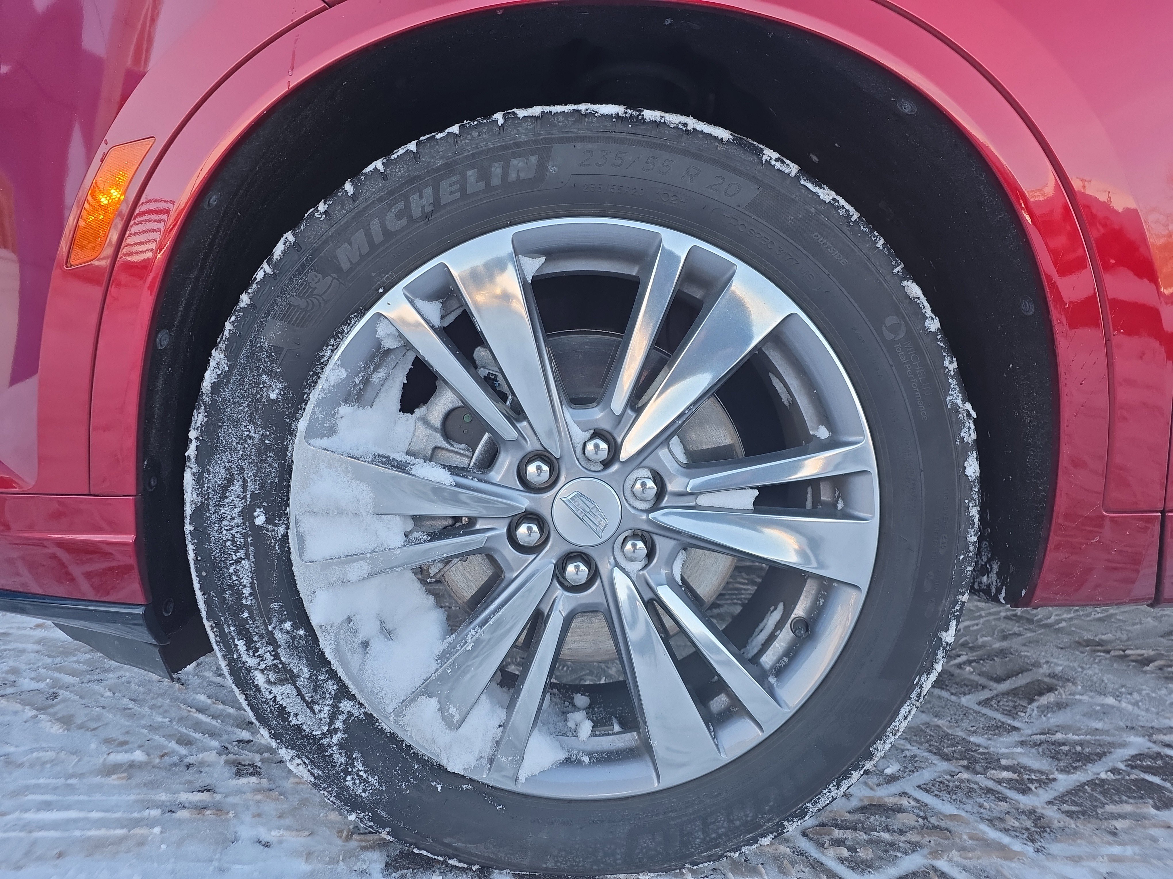 Used 2025 Cadillac XT6 Premium Luxury image 35