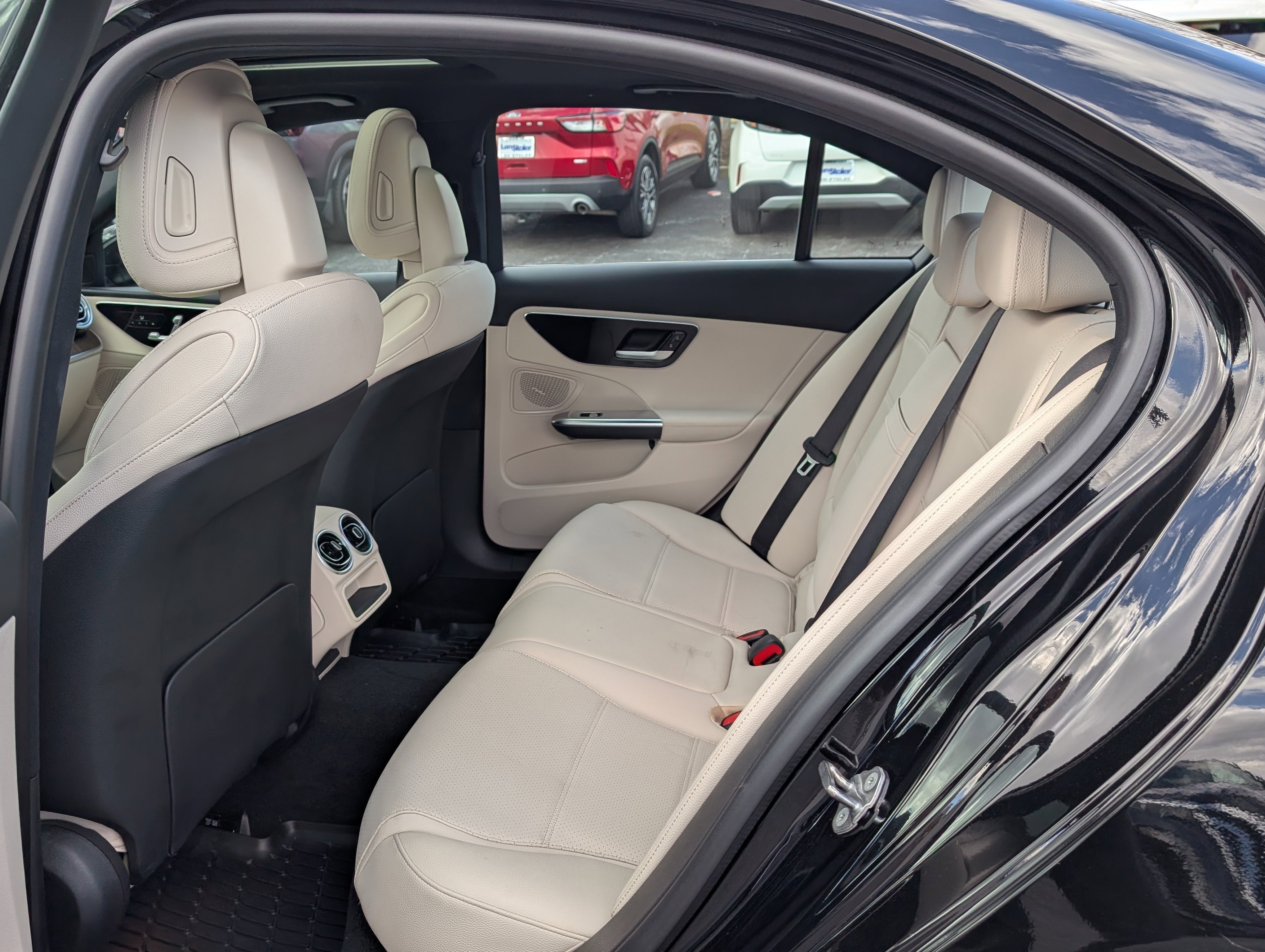 Used 2022 Mercedes-Benz C 300 C 300 image 13