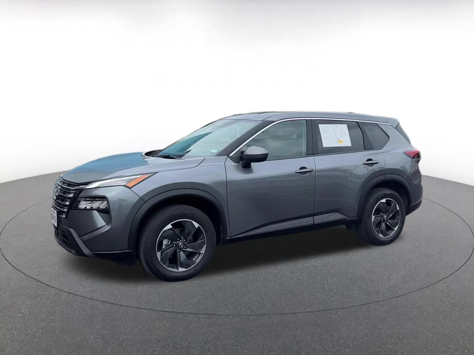 Used 2025 Nissan Rogue SV AWD/4WD image 8