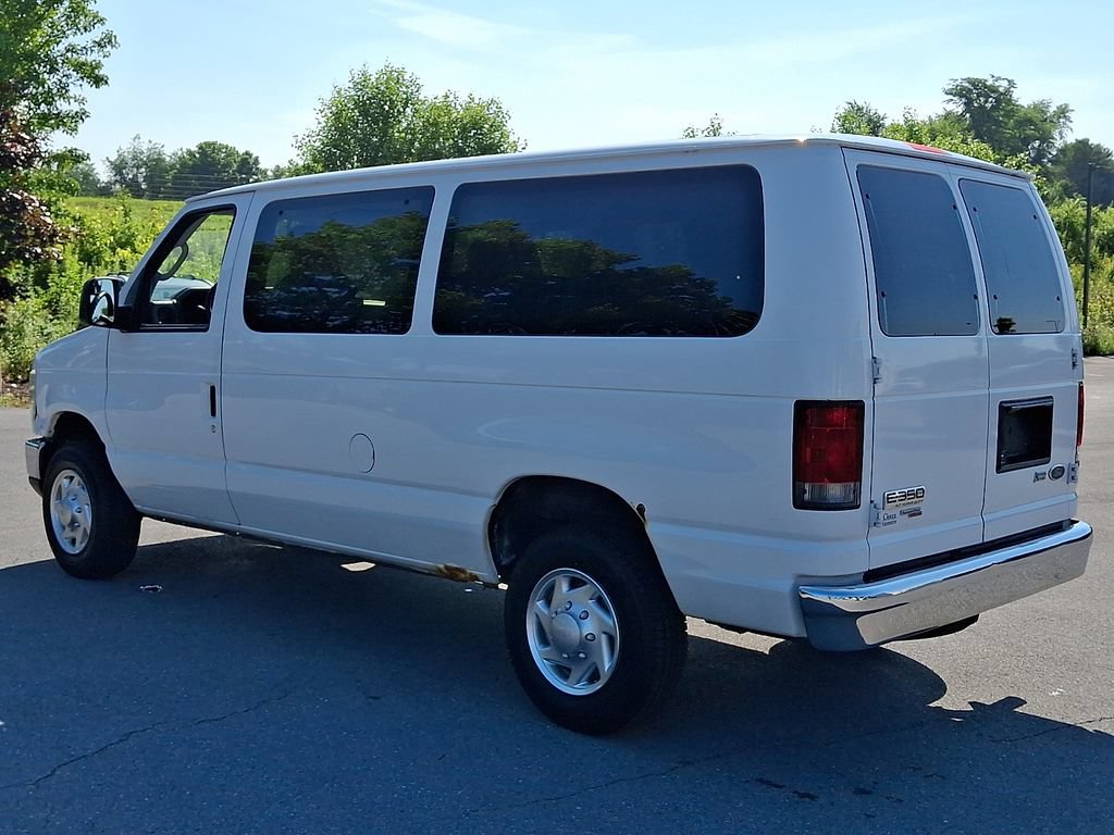 Used 2012 Ford E-350 and Econoline 350 XLT RWD image 5