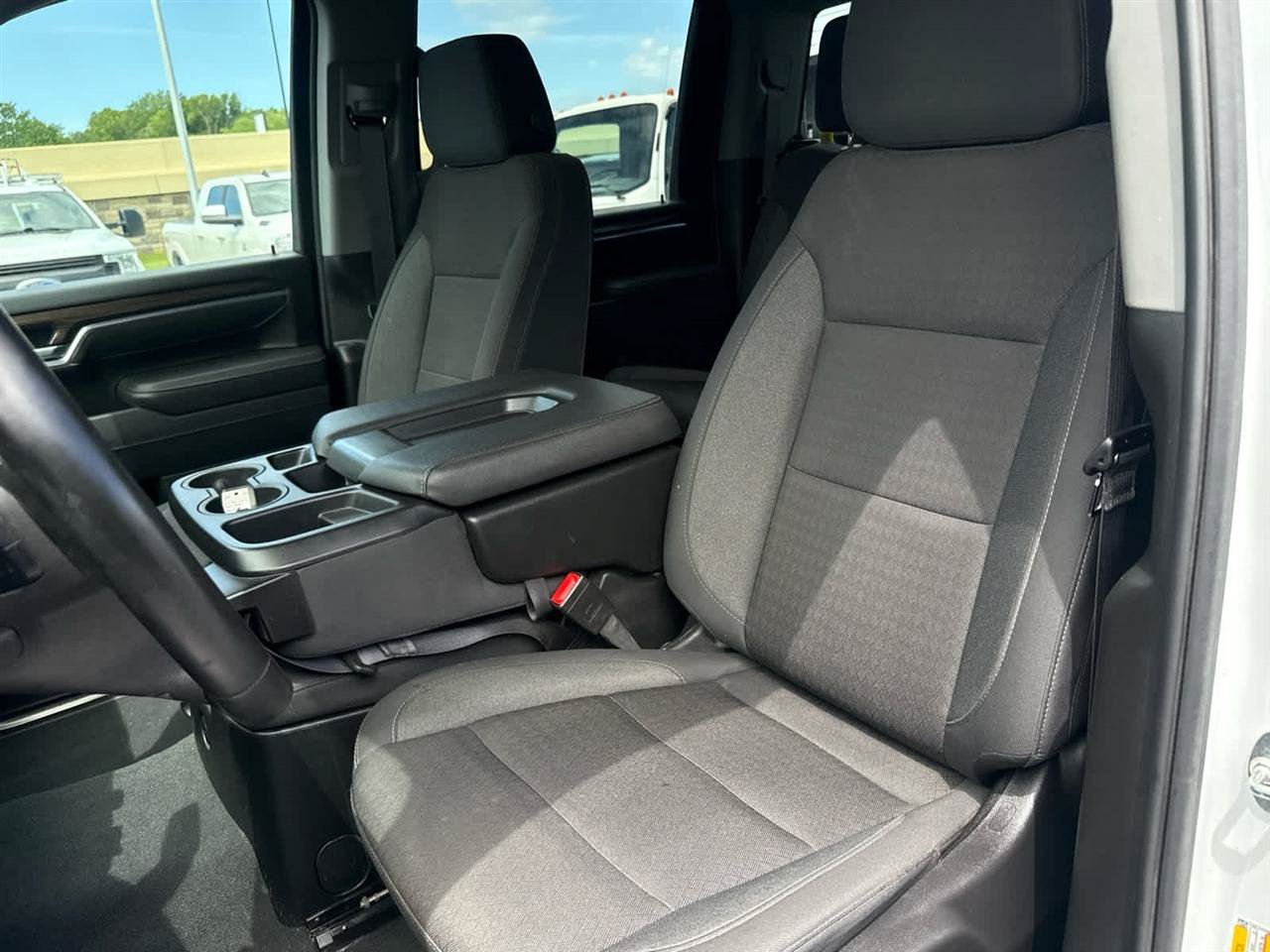 Used 2026 Chevrolet Silverado 2500 LT AWD/4WD image 14