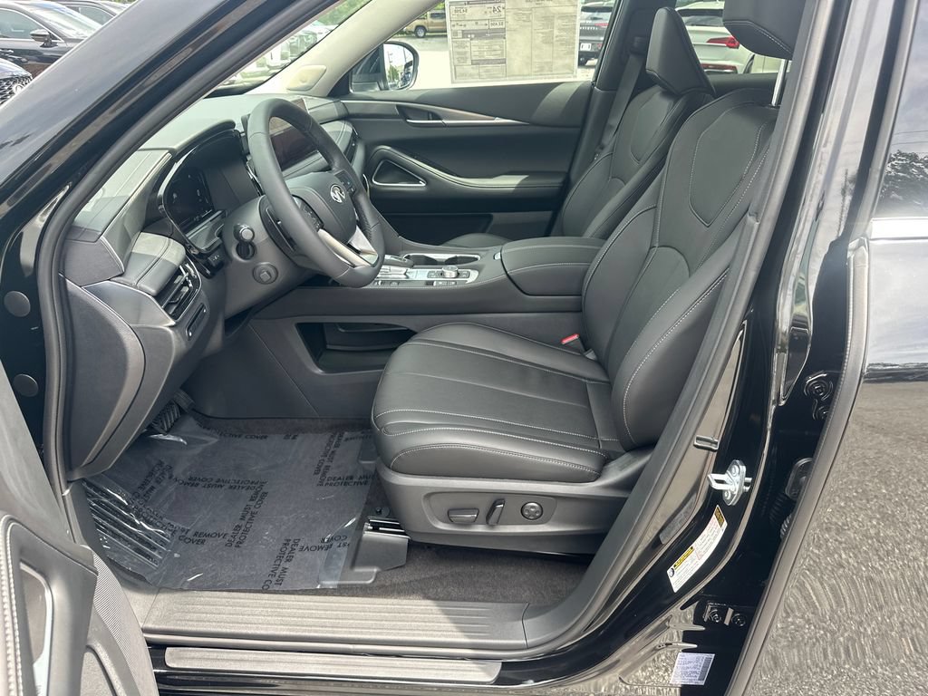 New 2027 INFINITI QX60 Luxe w/ Cargo Package FWD image 9