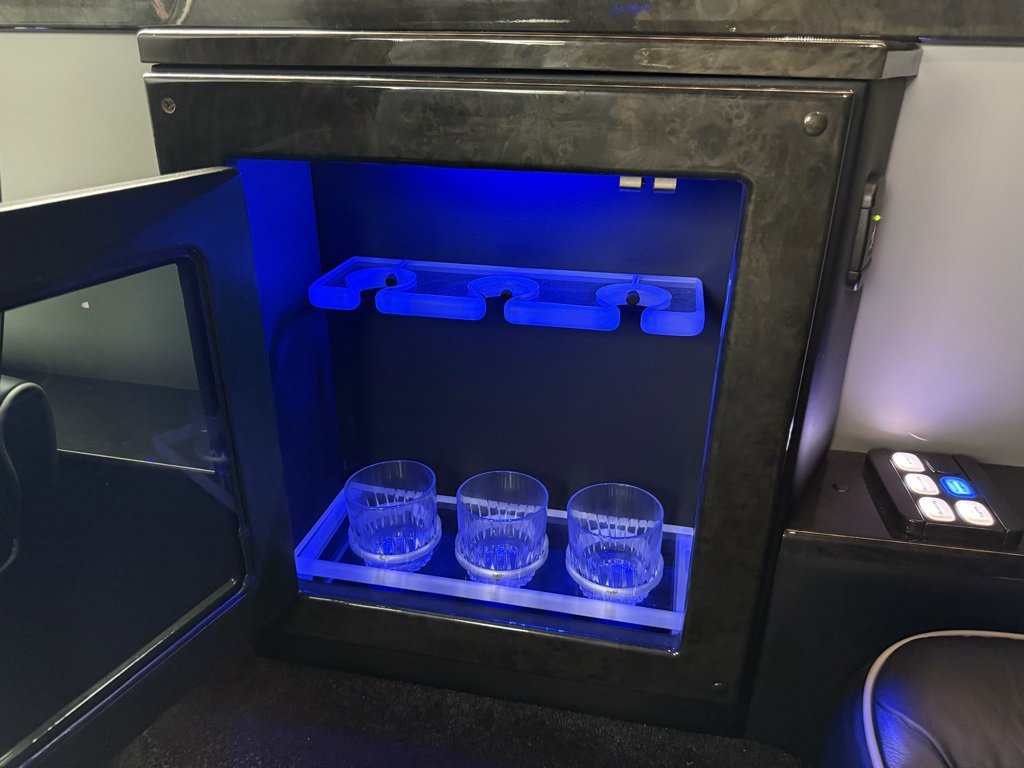 Used 2016 Mercedes-Benz Sprinter 3500 image 61