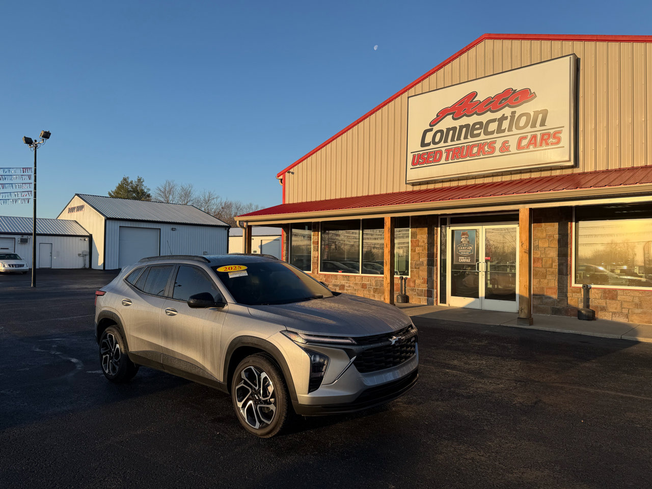 Used 2025 Chevrolet Trax RS w/ Driver Confidence Package