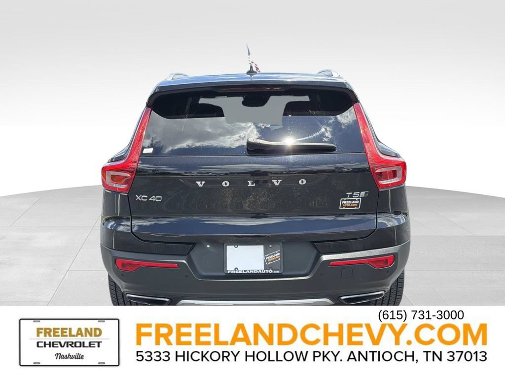Used 2019 Volvo XC40 T5 Inscription AWD/4WD image 4