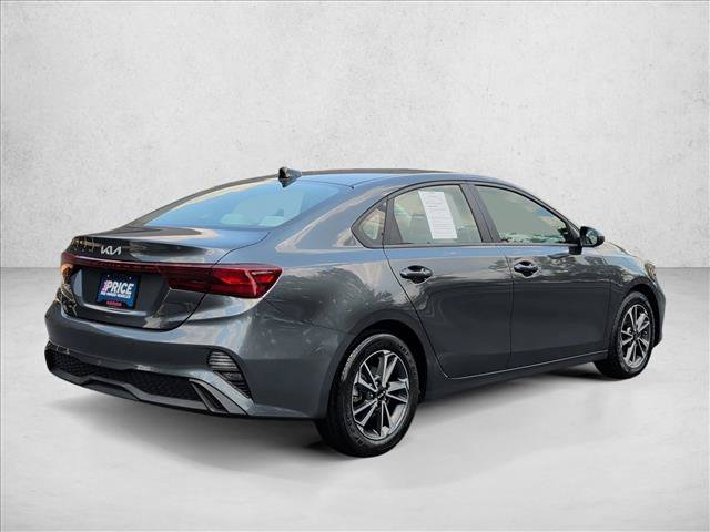 Used 2022 Kia Forte LXS FWD image 5