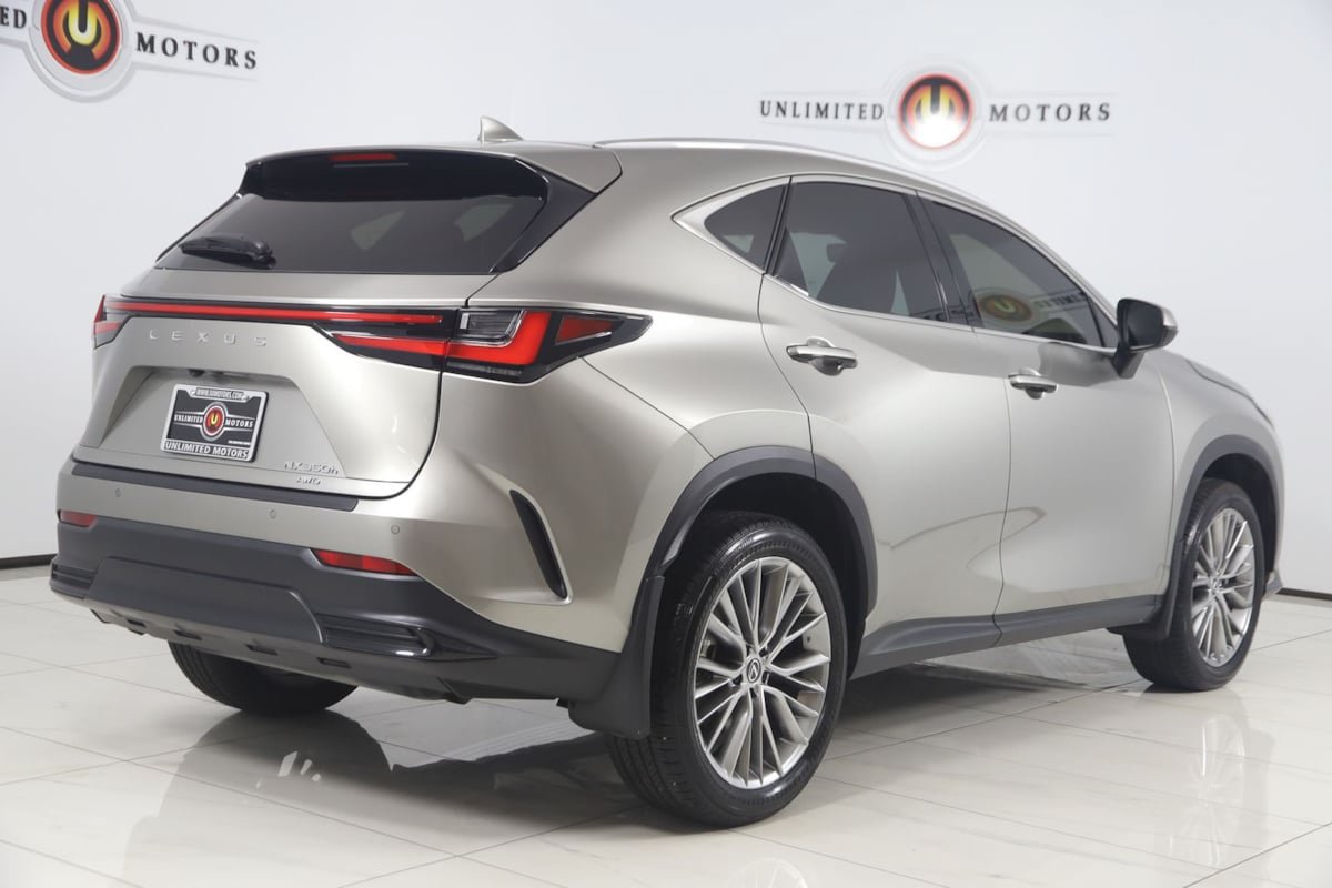Used 2024 Lexus NX 350h AWD w/ Premium Package image 3