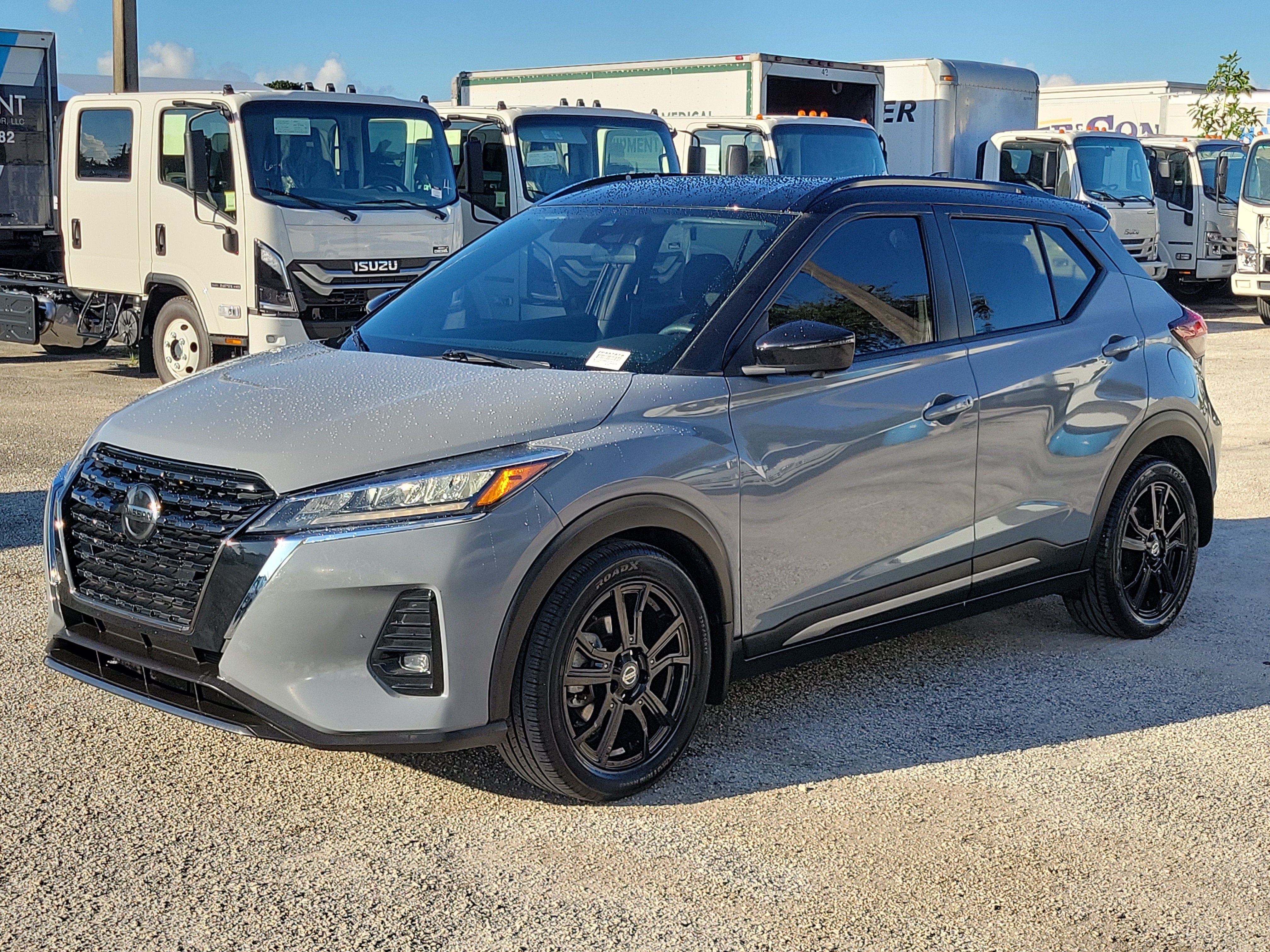 Used 2021 Nissan Kicks SR FWD image 7