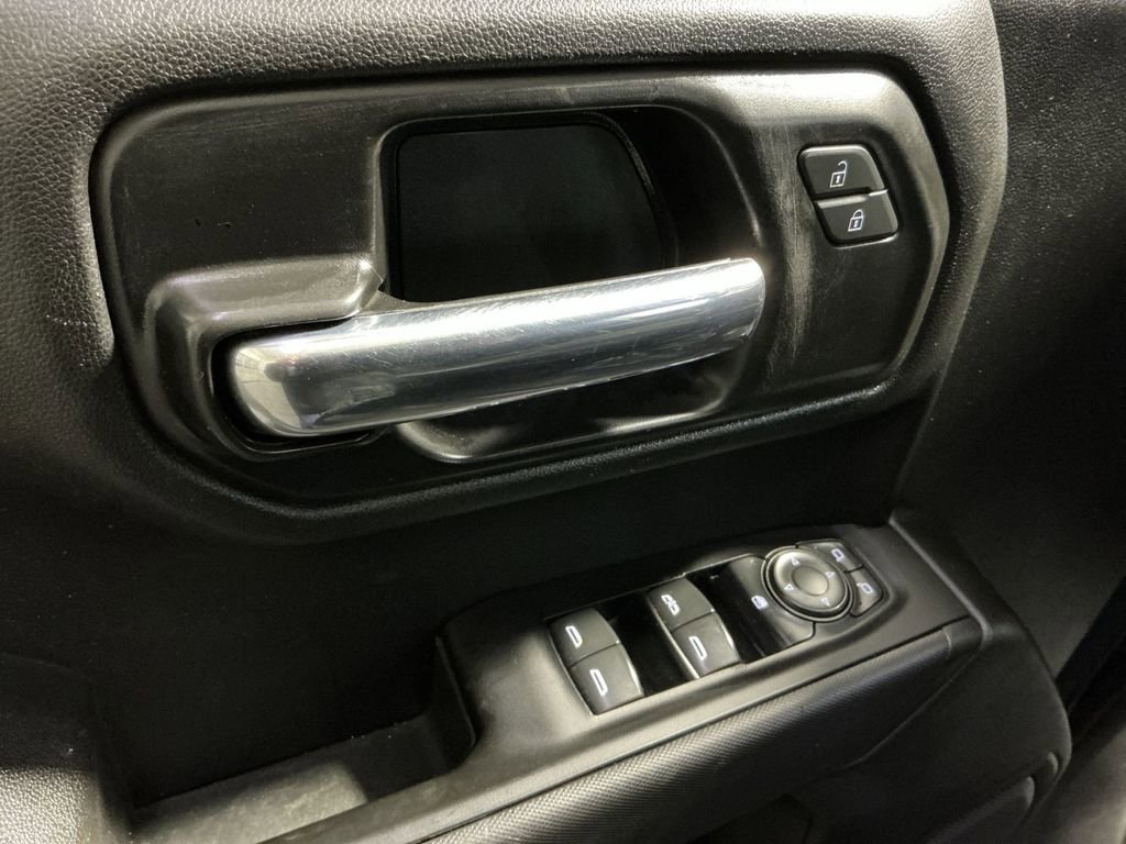 Used 2022 Chevrolet Silverado 1500 Custom image 23