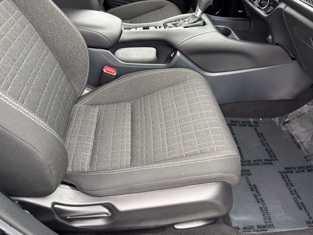Used 2023 Honda HR-V LX image 33