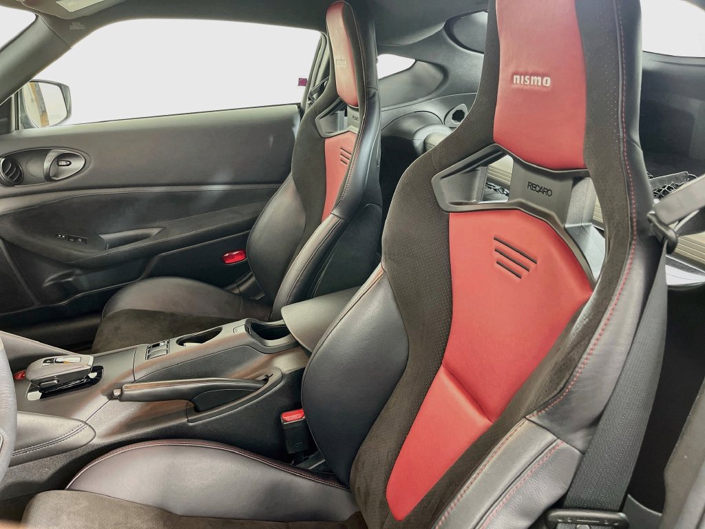 Used 2024 Nissan Z NISMO w/ Floor Mat Package RWD image 29