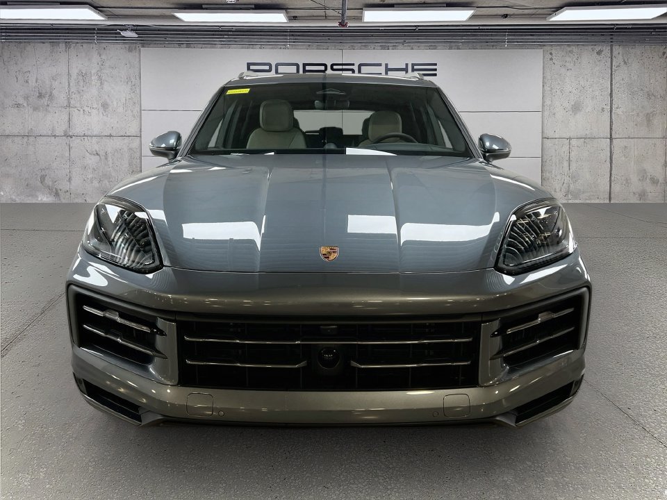 New 2026 Porsche Cayenne AWD/4WD image 6