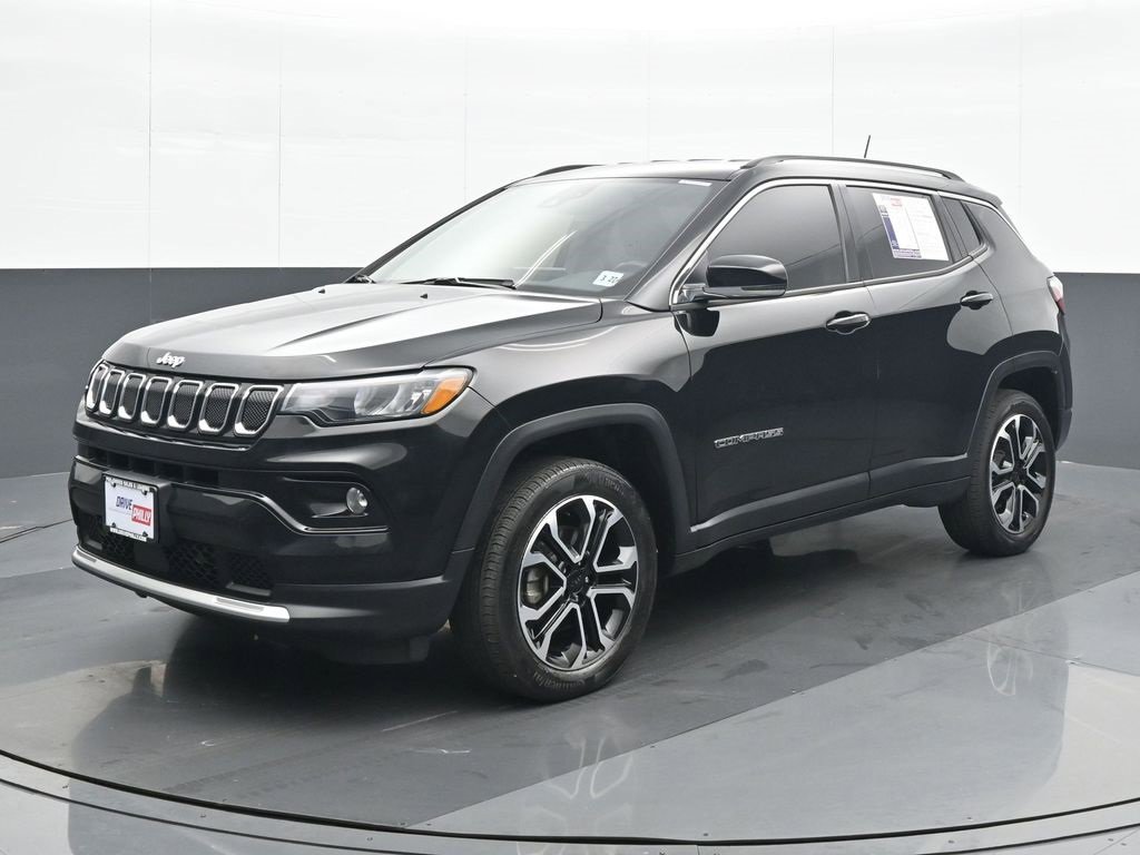 Used 2022 Jeep Compass Limited image 2