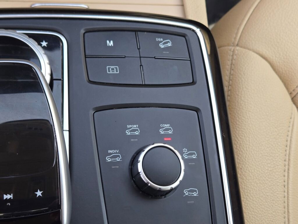 Used 2018 Mercedes-Benz GLE 350 4MATIC image 41