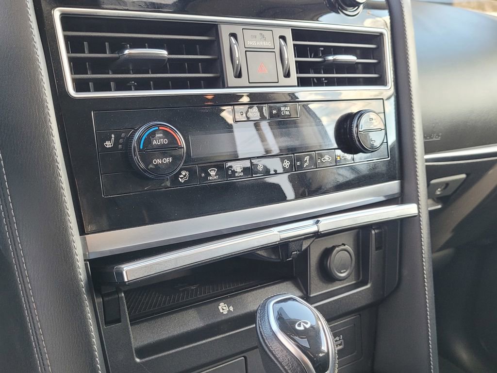 Used 2022 INFINITI QX80 Luxe image 20