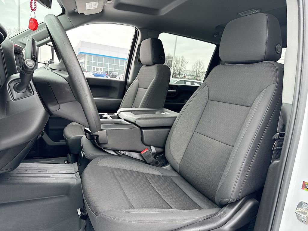 Used 2024 GMC Sierra 2500 Pro image 11