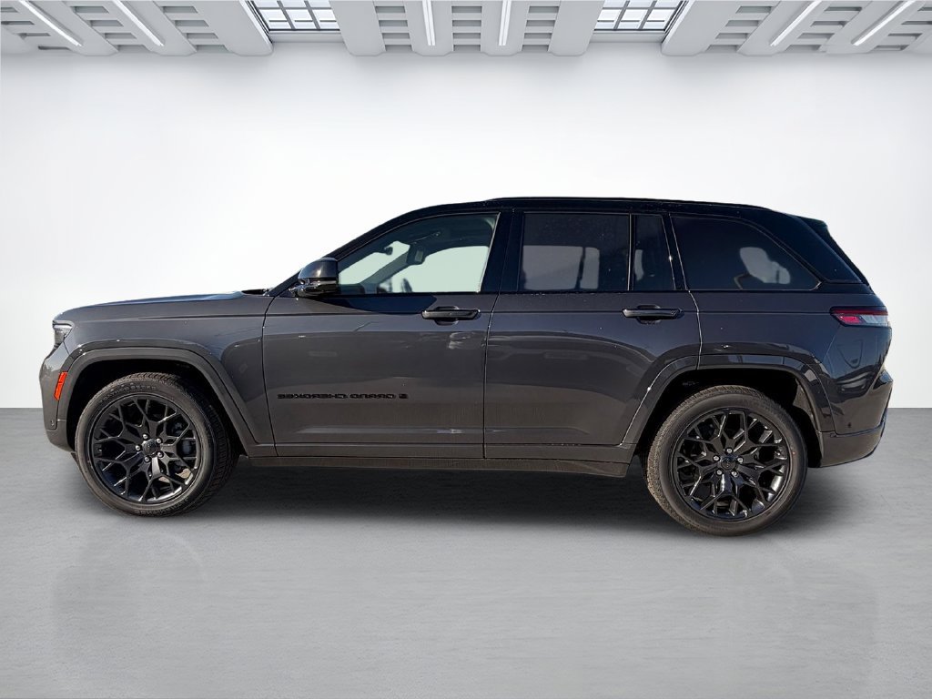 New 2025 Jeep Grand Cherokee Summit AWD/4WD image 8