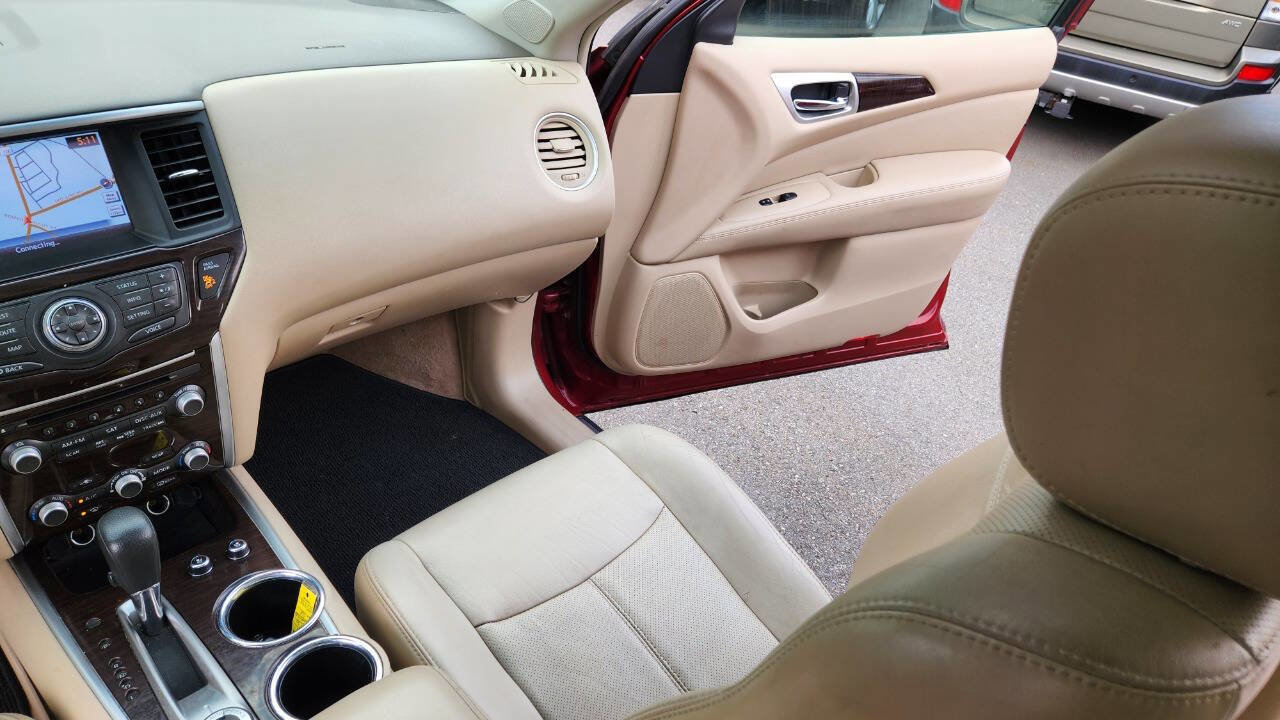 Used 2013 Nissan Pathfinder Platinum w/ Platinum Premium Pkg image 33