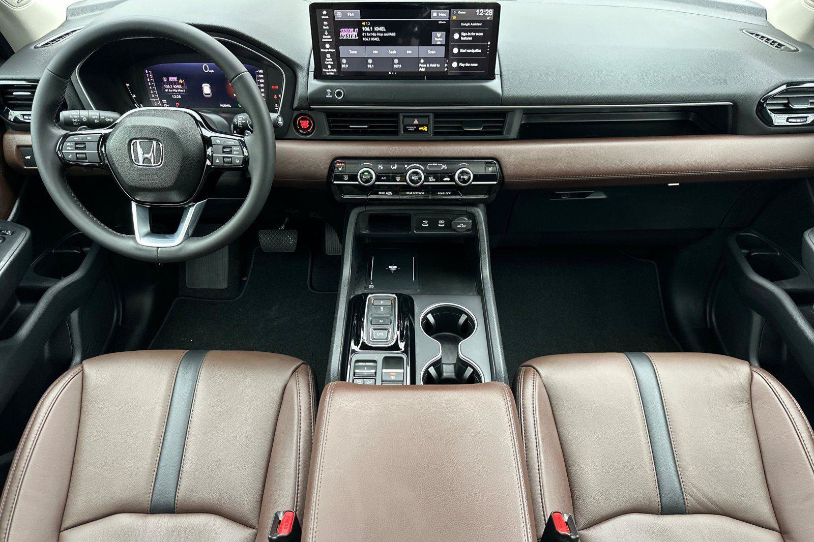 New 2026 Honda Pilot Touring image 13