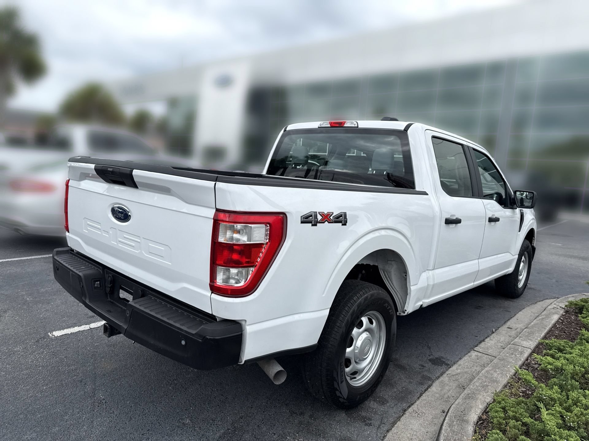Certified 2022 Ford F150 XL w/ Trailer Tow Package AWD/4WD image 4