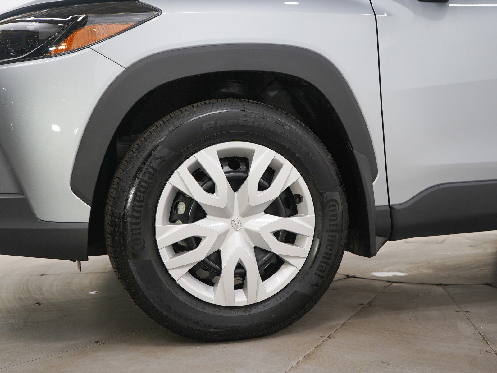 Used 2026 Toyota Corolla Cross L image 27