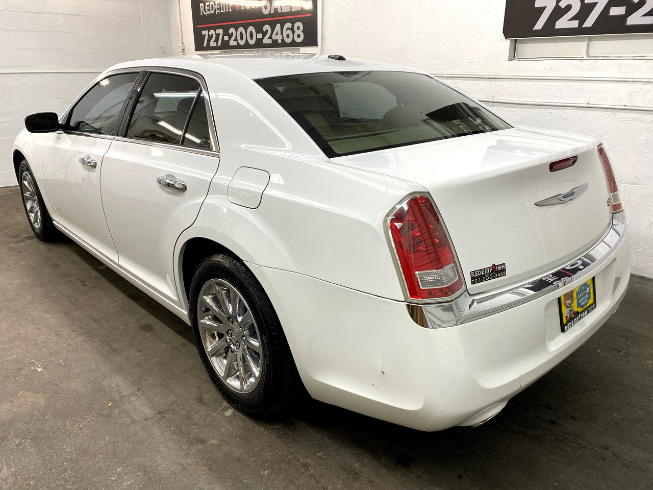 Used 2011 Chrysler 300 Limited w/ Luxury Group image 59