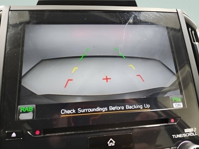 Used 2023 Subaru Forester Touring image 5