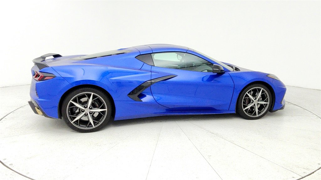 Used 2021 Chevrolet Corvette Stingray w/ Z51 Performance Package image 7