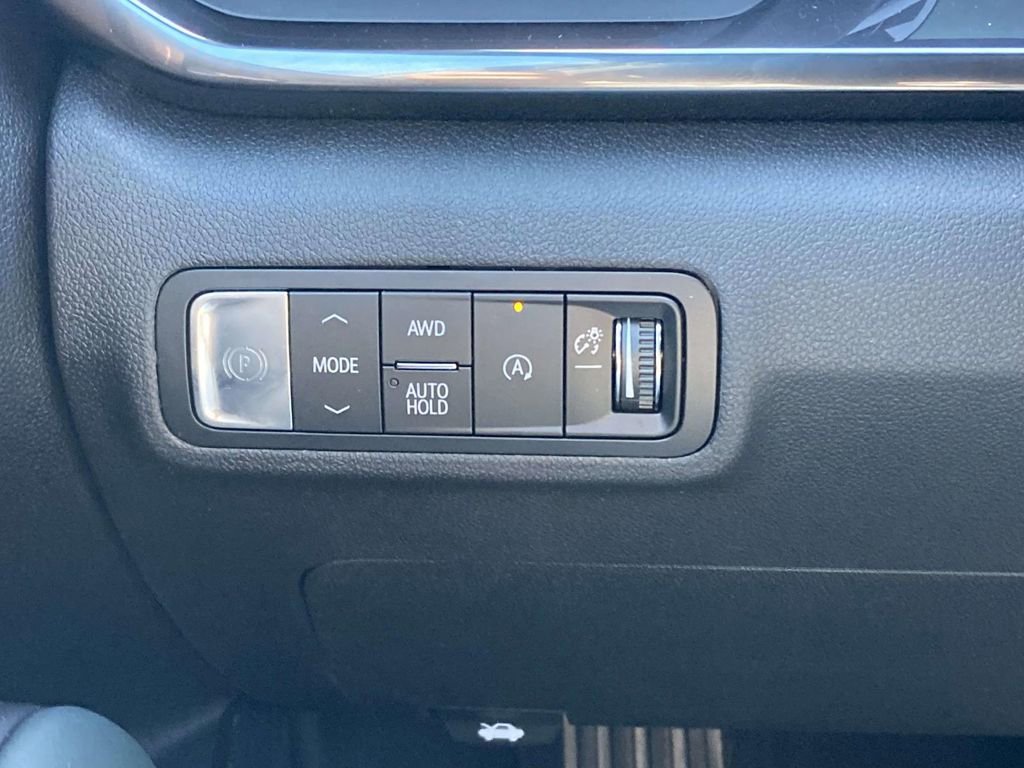 New 2026 GMC Terrain AT4 w/ Convenience Package III AWD/4WD image 25