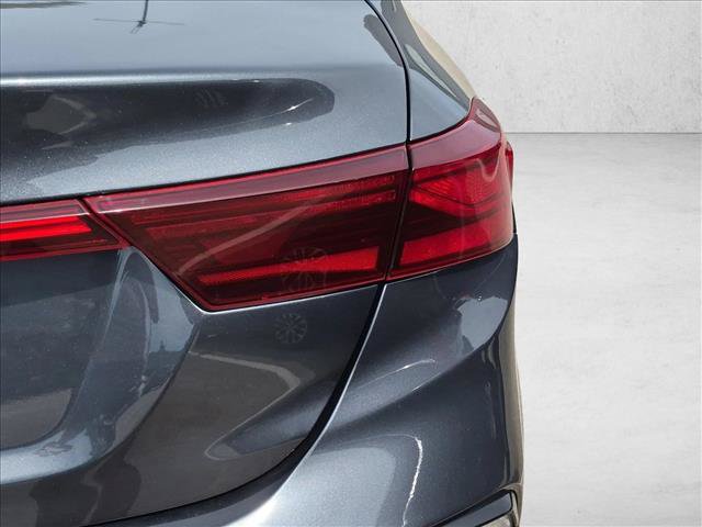 Used 2020 Kia Forte LXS FWD image 8