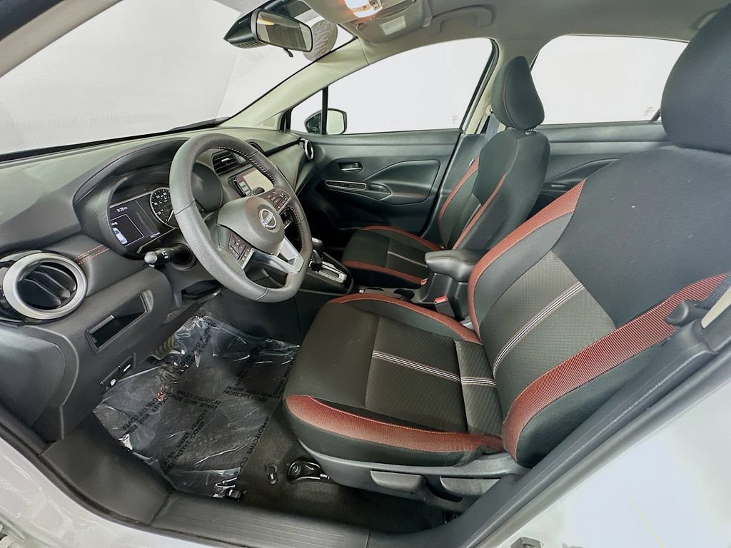 Certified 2025 Nissan Versa SR w/ Trunk Package FWD image 29