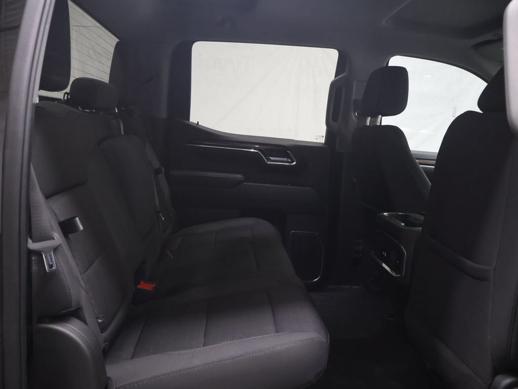 Used 2024 GMC Sierra 1500 Elevation w/ LPO, Elevation Black Package AWD/4WD image 12