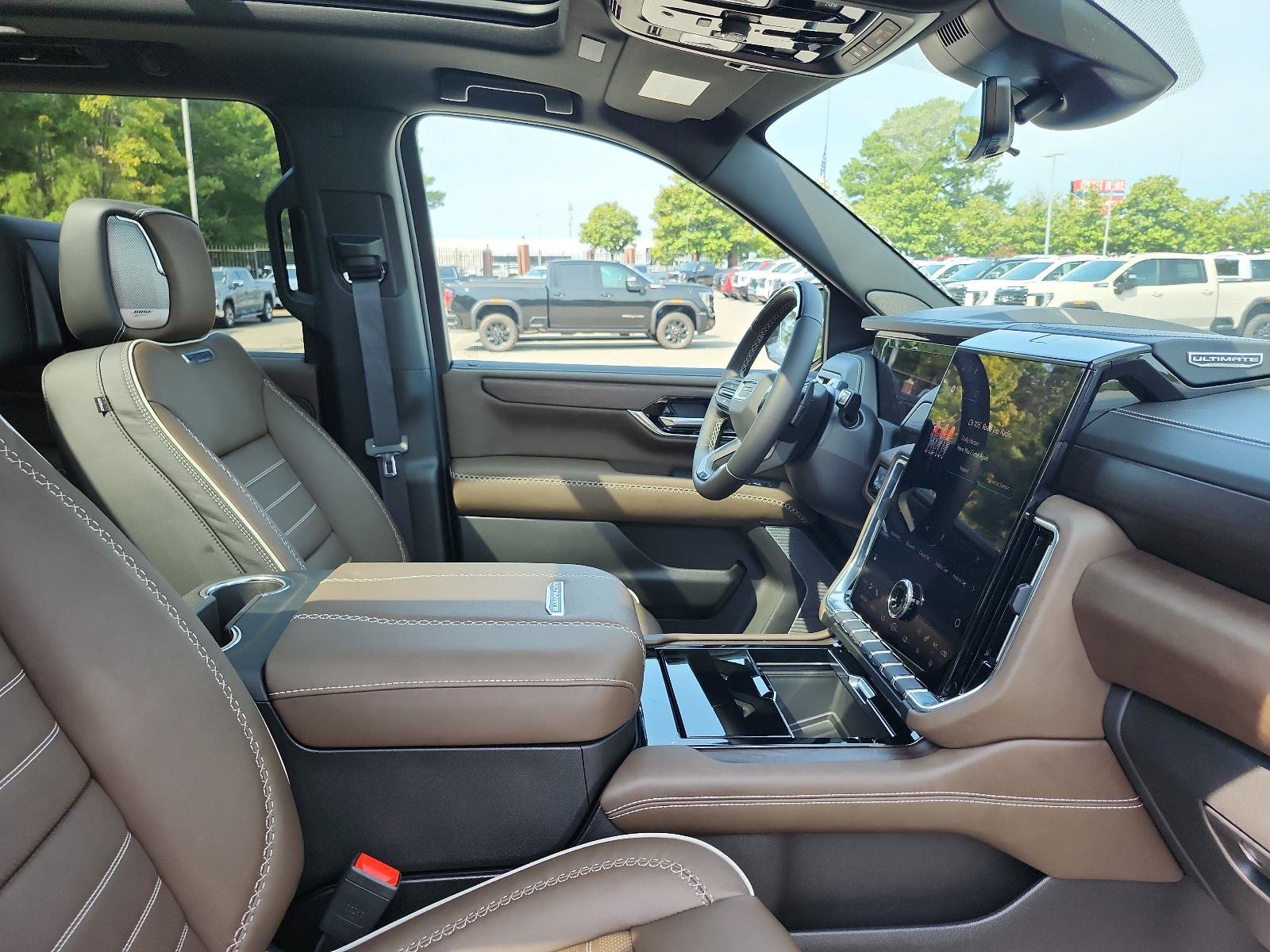 New 2026 GMC Yukon XL Denali Ultimate AWD/4WD image 6