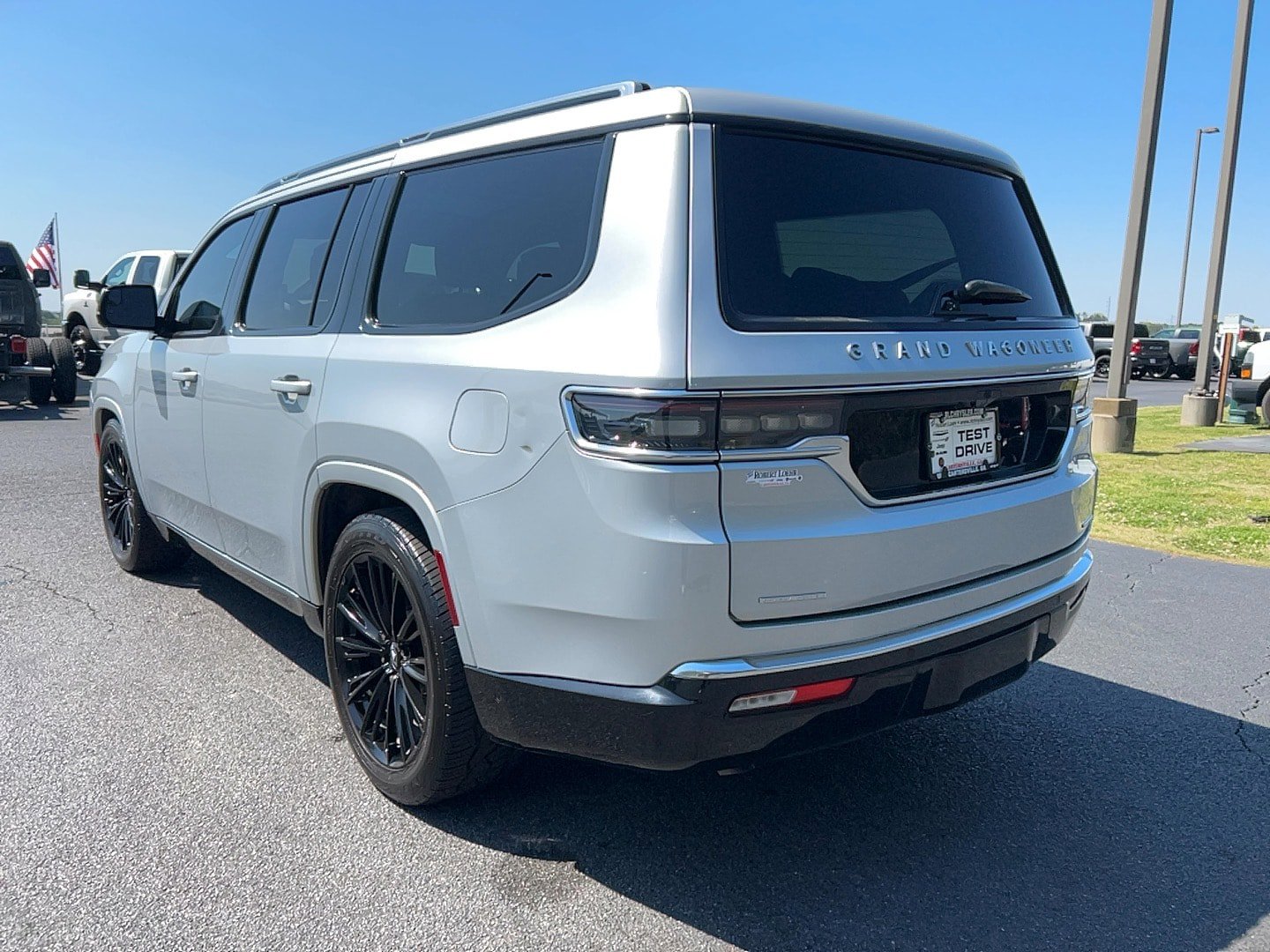 Used 2022 Jeep Grand Wagoneer Series II w/ Convenience Group III AWD/4WD image 8