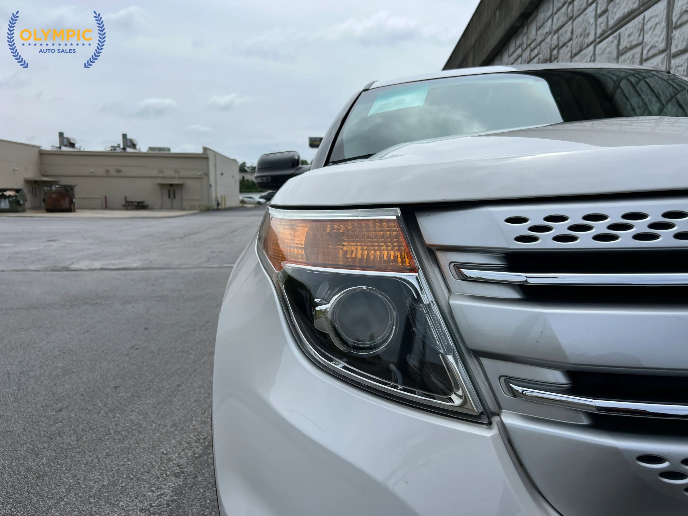 Used 2014 Ford Explorer XLT w/ Equipment Group 202A FWD image 15