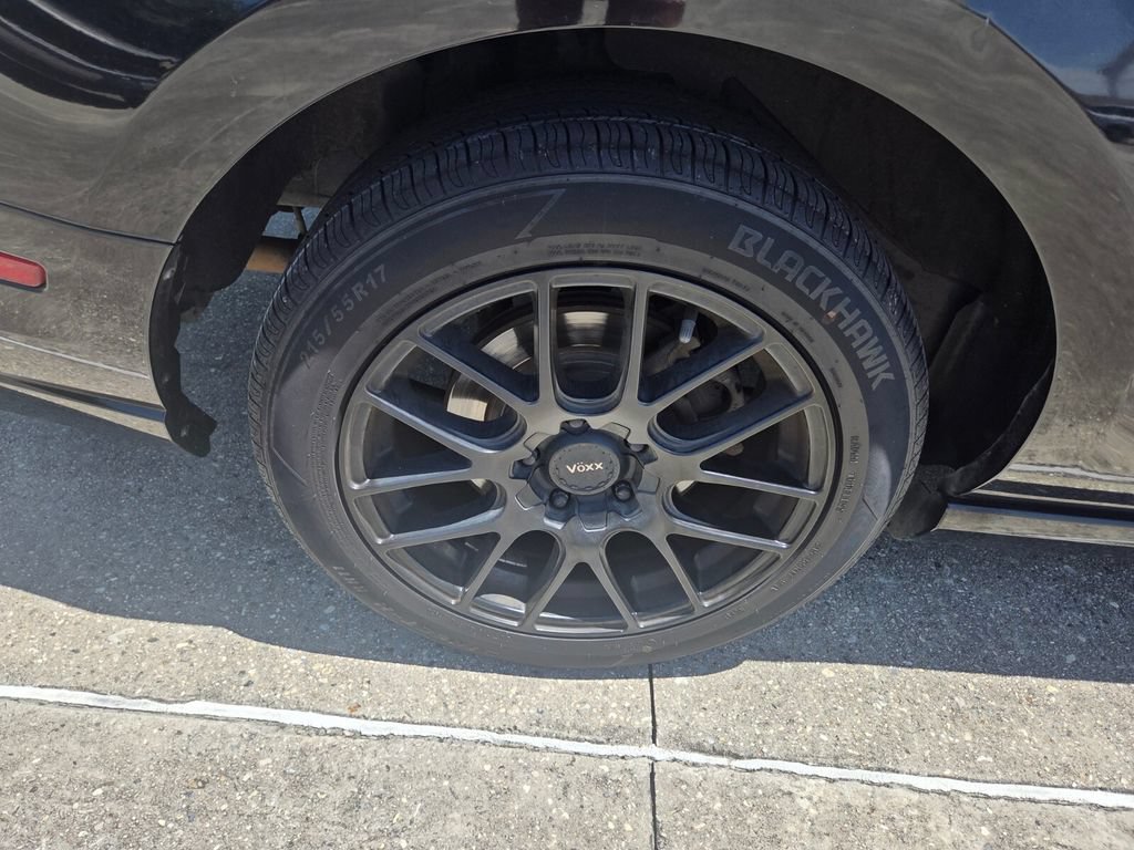 Used 2014 Ford Mustang Premium RWD image 20
