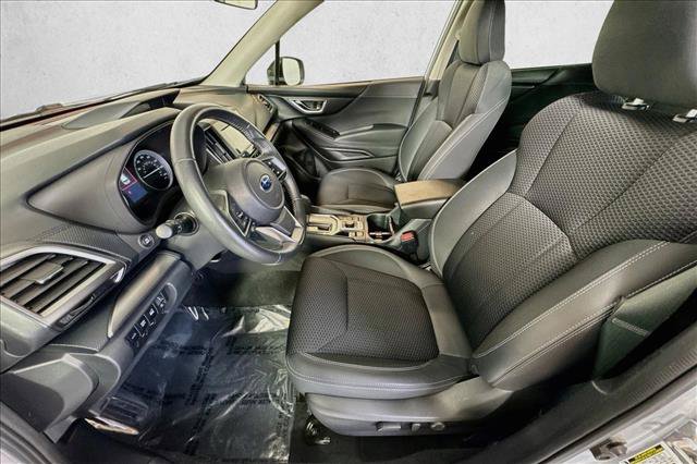 Used 2022 Subaru Forester Premium AWD/4WD image 19