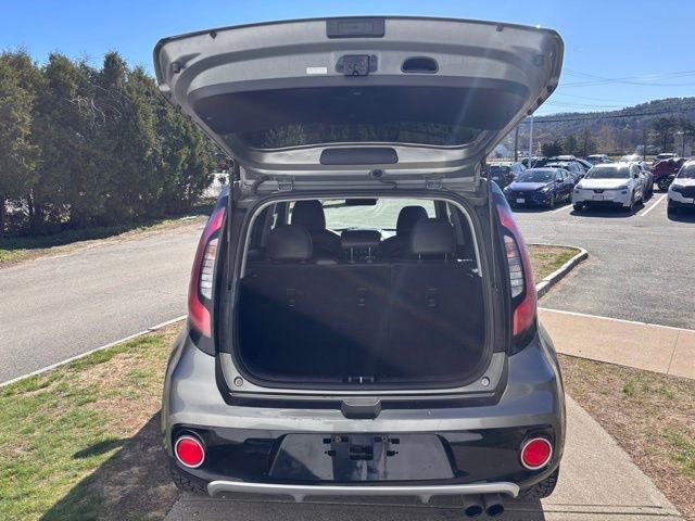 Used 2019 Kia Soul ! FWD image 13
