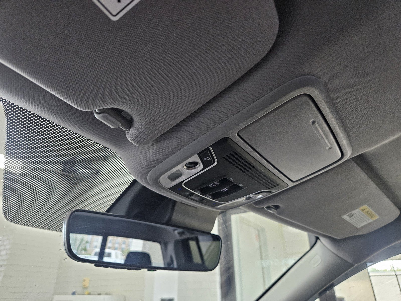 Used 2025 Honda Ridgeline RTL image 25