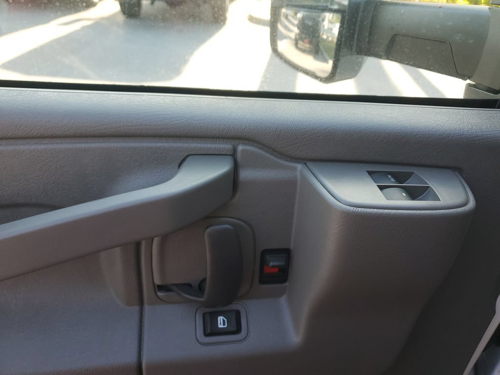 New 2026 GMC Savana 3500 w/ Power Convenience Package RWD image 22
