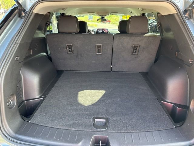 Used 2025 Chevrolet Blazer LT FWD image 20