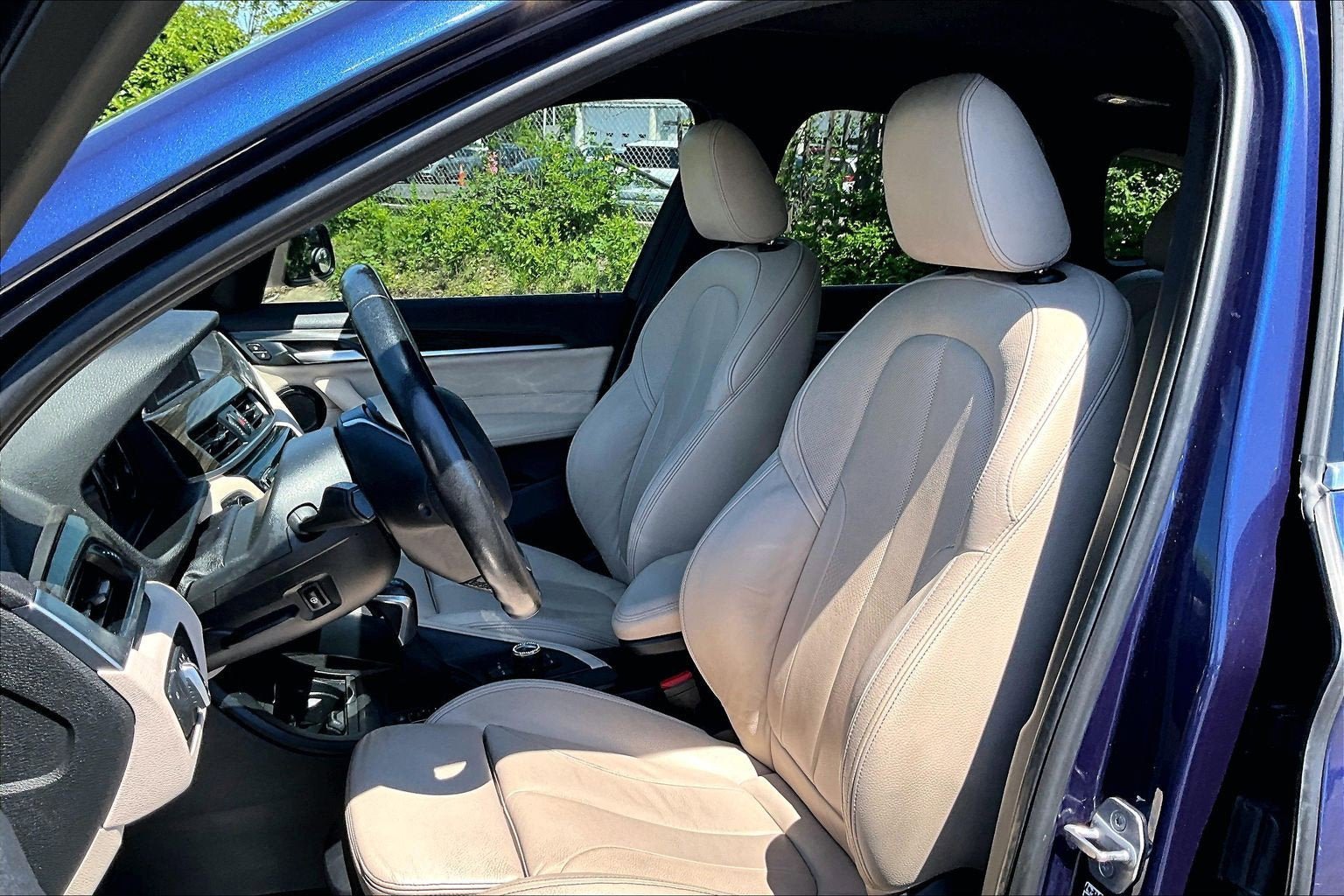 Used 2018 BMW X1 xDrive28i w/ Convenience Package AWD/4WD image 24